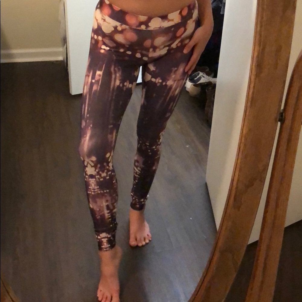 AE “City Lights” Patterned Leggings